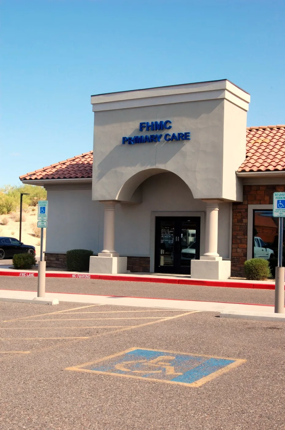 The primary care entrance at the Fountain Hills Medical Clinic.